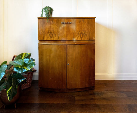 Walnut 1920’s inspired art deco gatsby cocktail cabinet, entertainment bar,  whiskey unit, for bespoke design – A rare vintage treasure