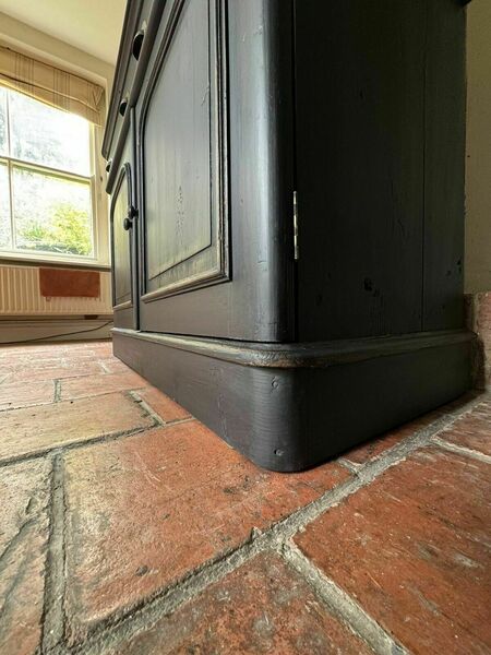 Large pine vintage black painted display china glazed cupboard cabinet bookcase – A rare vintage treasure
