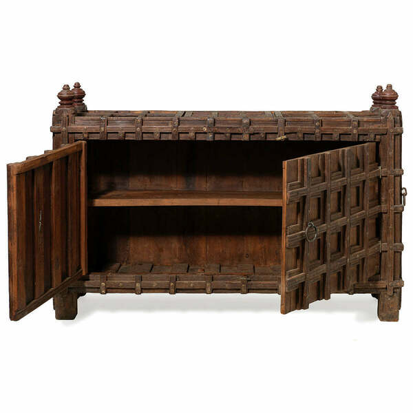 Kothla majus dowry chest – A rare vintage treasure